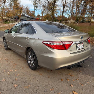 2015 Toyota Camry Hybrid XLE