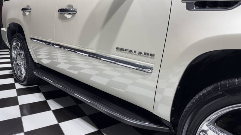 2013 Cadillac Escalade Luxury