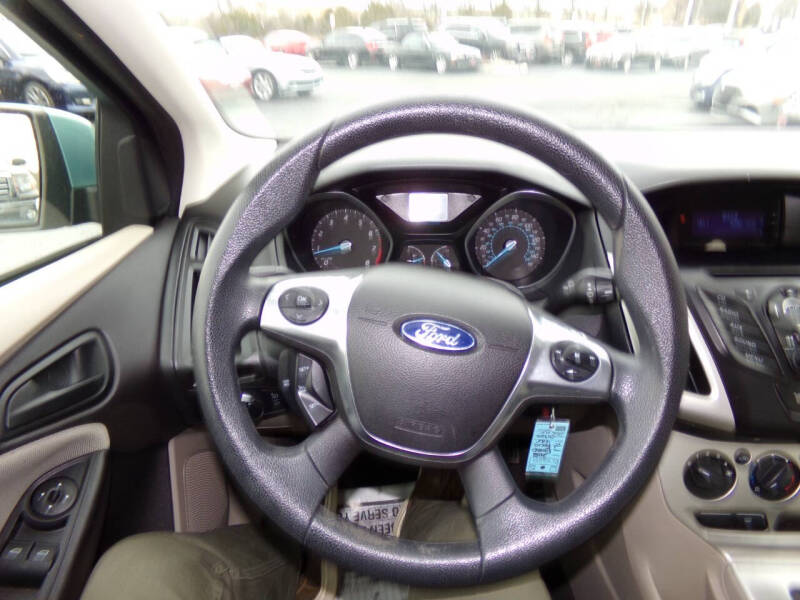 2012 Ford Focus SE