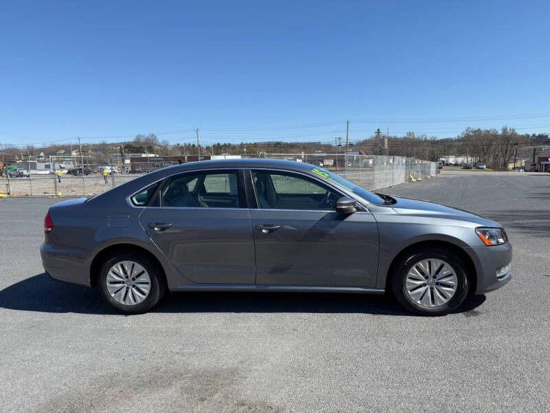 2015 Volkswagen Passat 1.8T Limited Edition