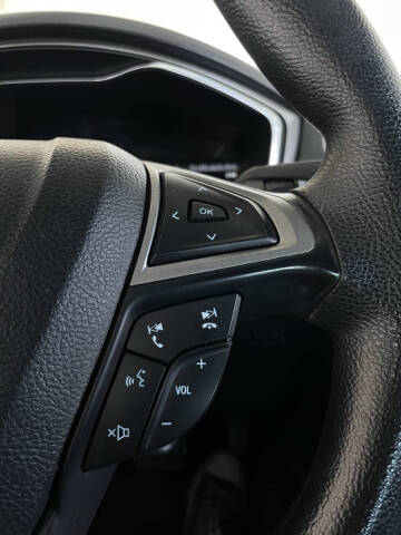 2019 Ford Fusion Hybrid SE