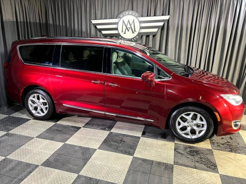 2017 Chrysler Pacifica Touring-L Plus