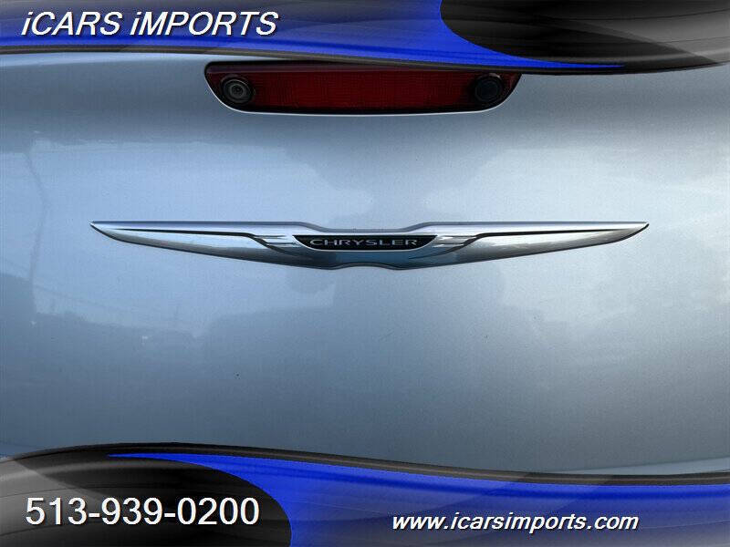 2013 Chrysler 300 Glacier Edition