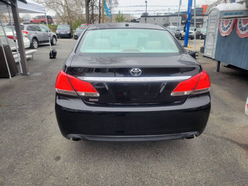 2012 Toyota Avalon Limited