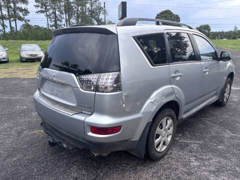 2013 Mitsubishi Outlander ES