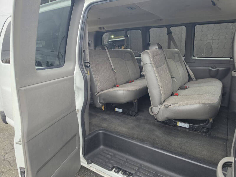 2013 Chevrolet Express LT 2500