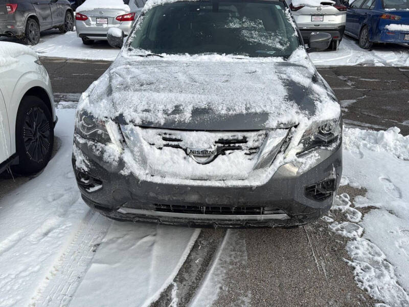 2020 Nissan Pathfinder S