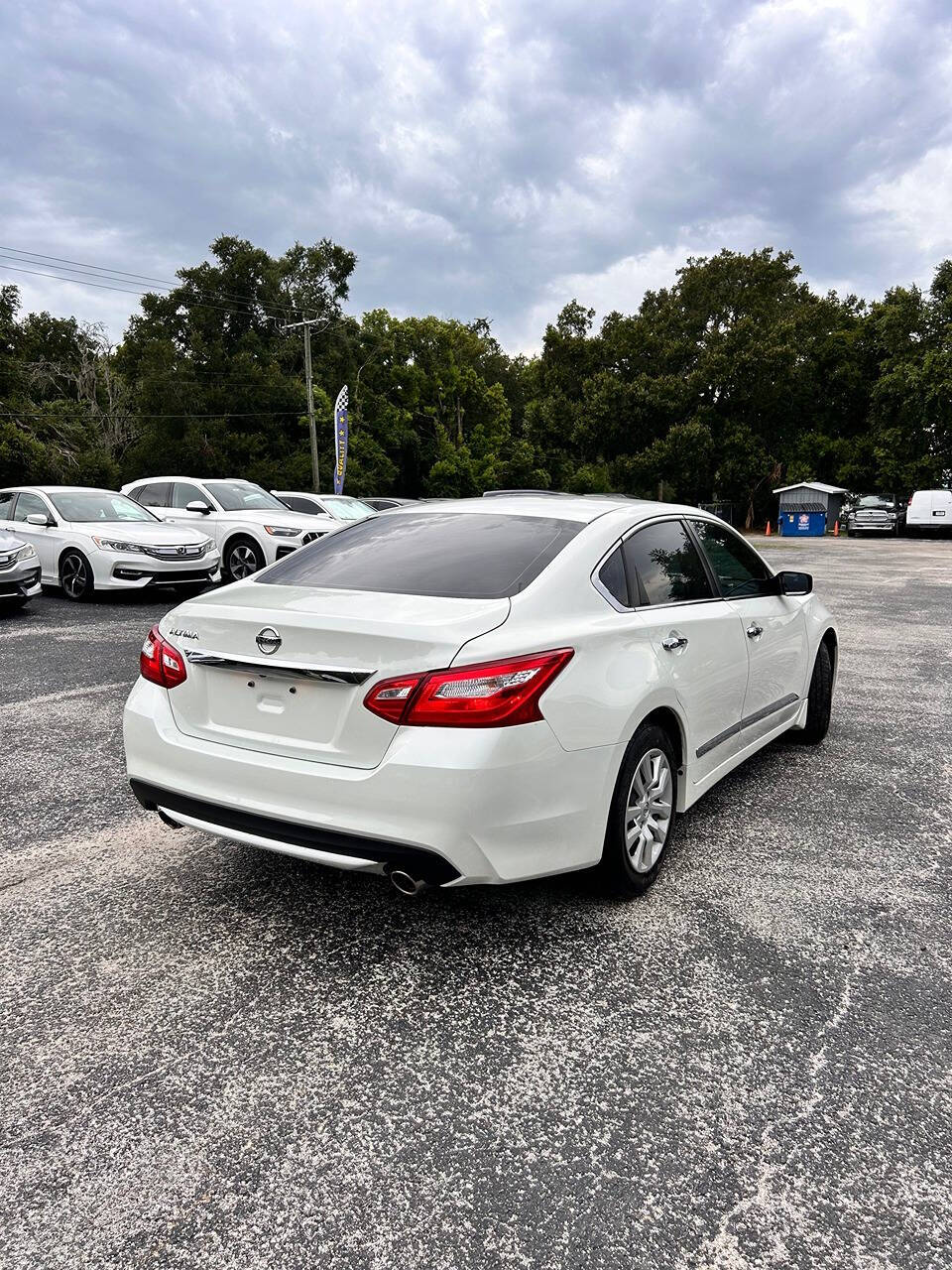 2016 Nissan Altima for sale at GRACELAND AUTO LLC in Thonotosassa, FL