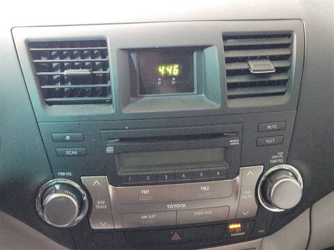 2012 Toyota Highlander SE