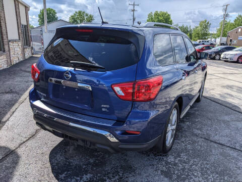 2018 Nissan Pathfinder Platinum