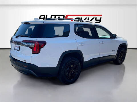 2023 GMC Acadia AT4