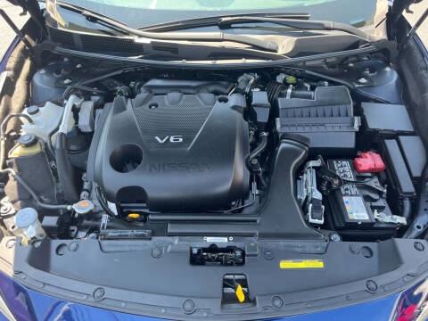 2020 Nissan Maxima Platinum