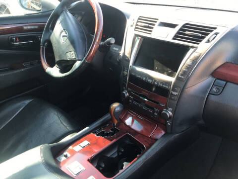 2007 Lexus LS 460