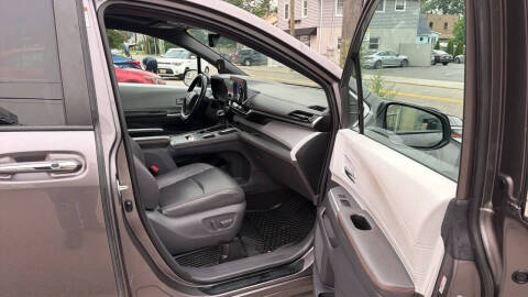 2021 Toyota Sienna
