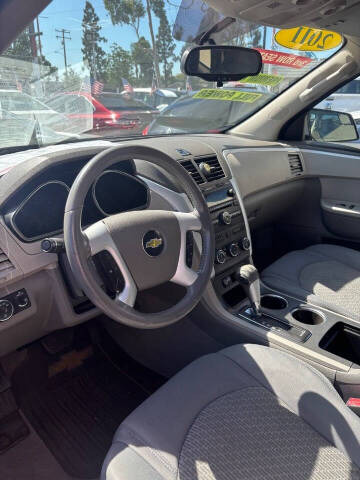 2011 Chevrolet Traverse LT