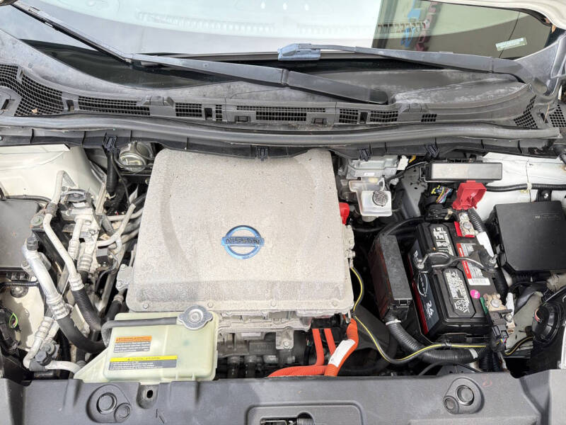 2013 Nissan LEAF SV
