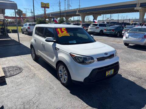 2015 Kia Soul +