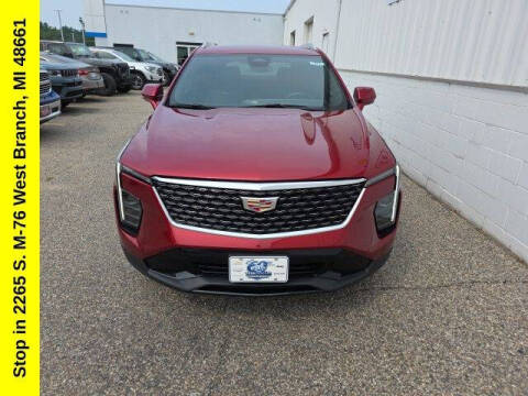 2024 Cadillac XT4 Premium Luxury
