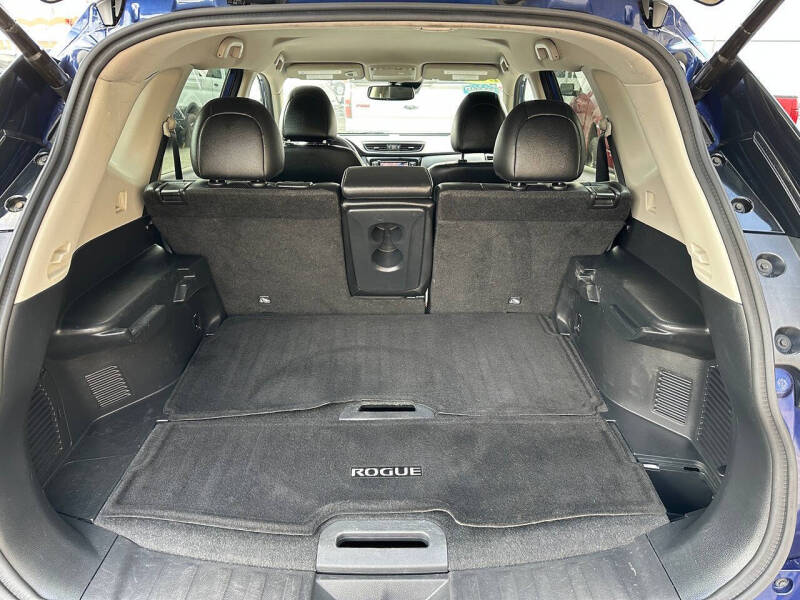 2020 Nissan Rogue SL