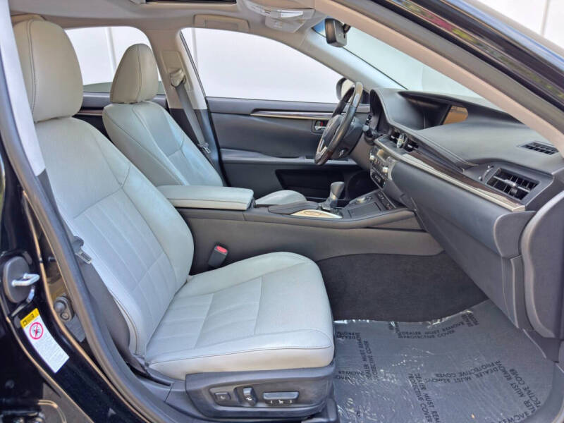 2016 Lexus ES 350