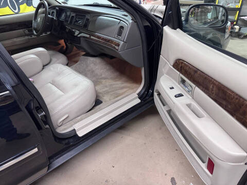 2011 Mercury Grand Marquis LS