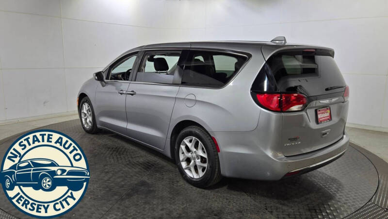 2019 Chrysler Pacifica Touring Plus