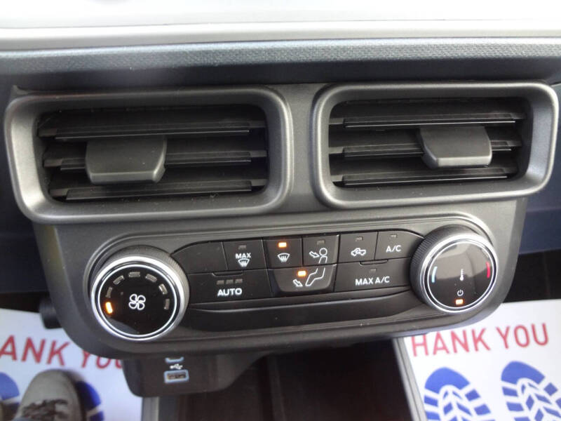 2023 Ford Maverick XL