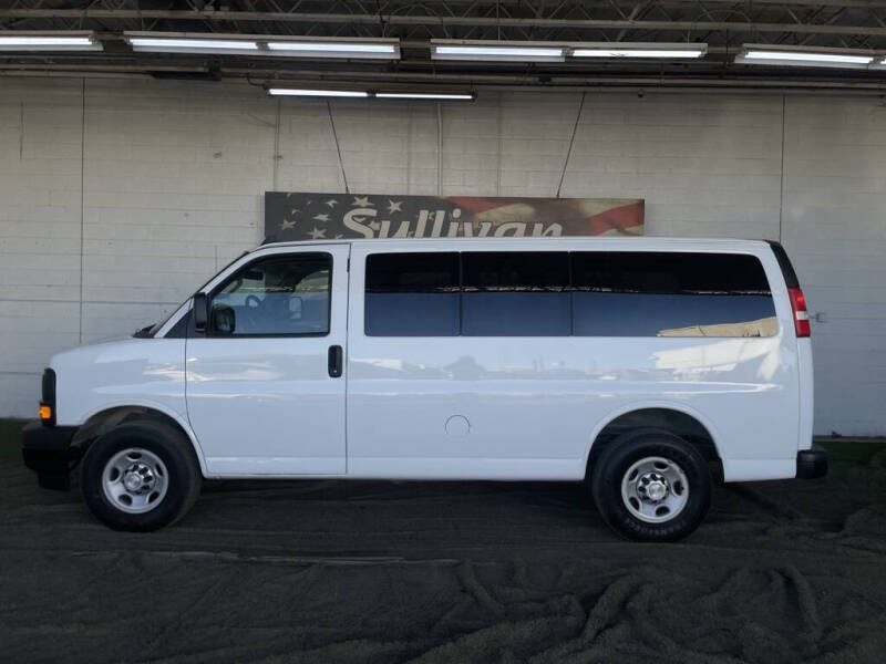 2017 Chevrolet Express LS 2500