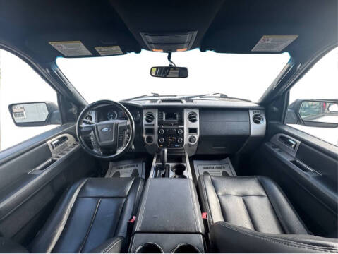 2017 Ford Expedition EL XLT