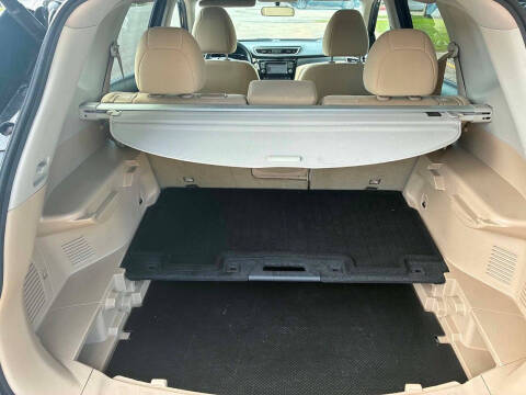 2016 Nissan Rogue SL