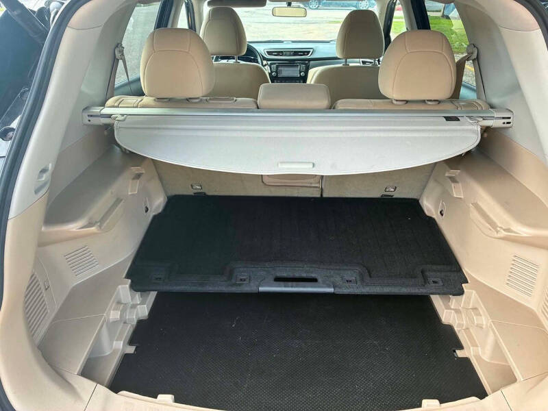 2016 Nissan Rogue SL