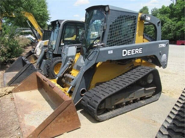 2011 John Deere 329D