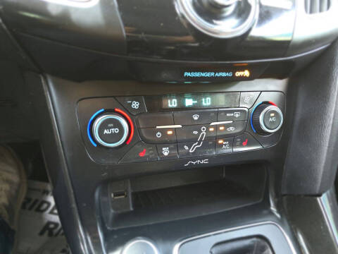 2017 Ford Focus Titanium