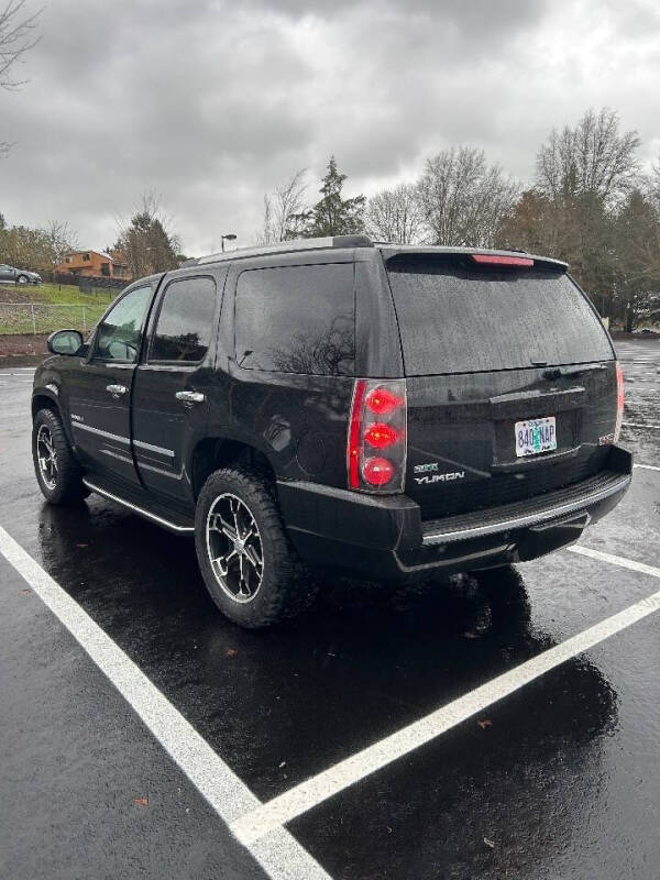 2010 GMC Yukon Denali