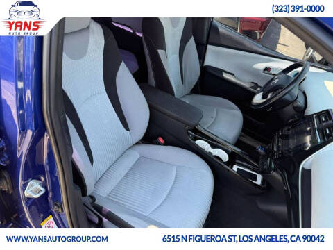 2017 Toyota Prius Three