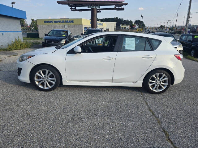 2010 Mazda Mazda3 for sale at QUEENSGATE AUTO SALES in York, PA