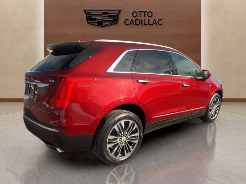 2017 Cadillac XT5 Premium Luxury