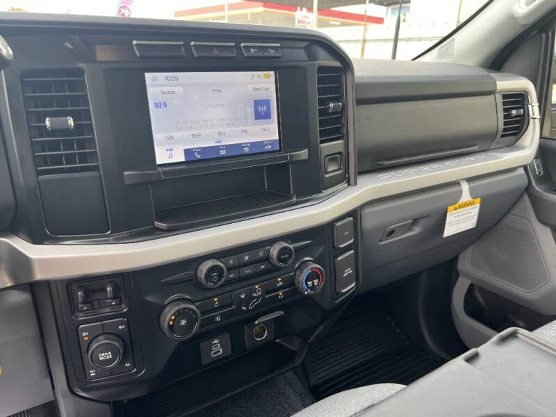 2024 Ford F-350 Super Duty XLT