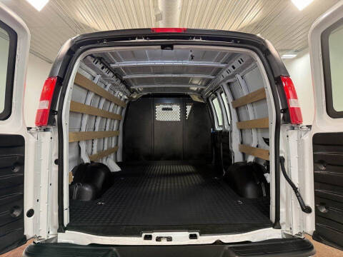 2024 GMC Savana 2500