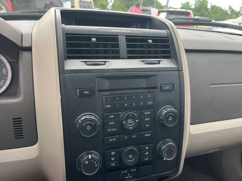 2011 Ford Escape XLS