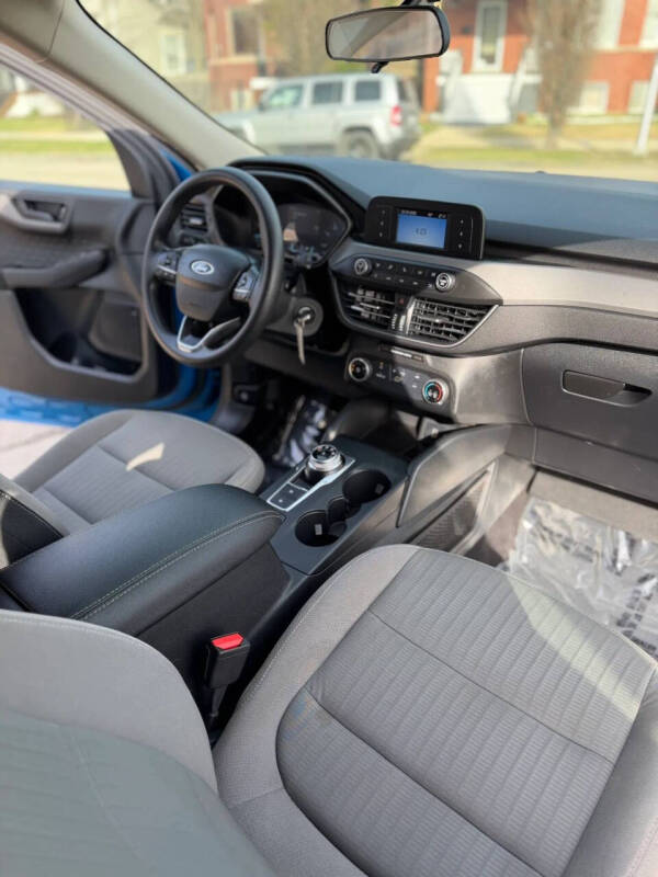 2020 Ford Escape S