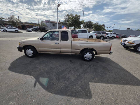1999 Toyota Tacoma SR5