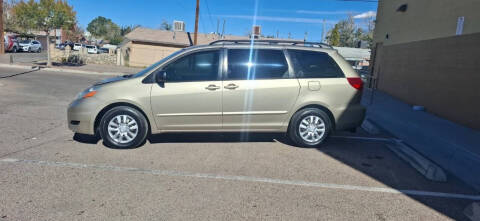2006 Toyota Sienna CE 8 Passenger