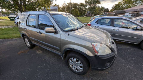 2005 Honda CR-V for sale at Kidron Kars INC in Orrville OH