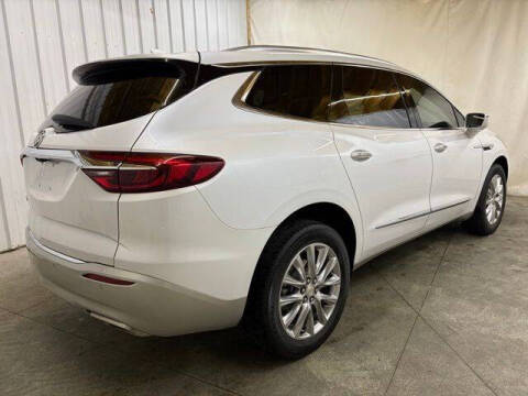 2020 Buick Enclave Essence