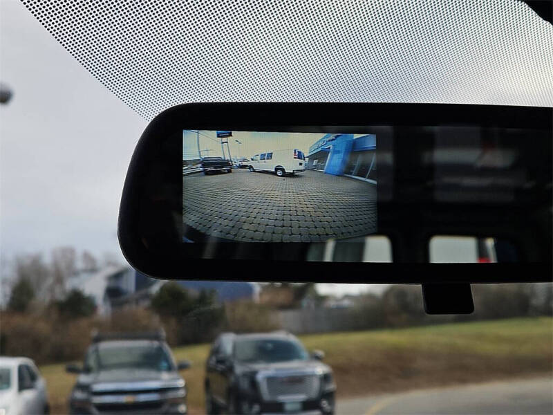 2025 Chevrolet Express 2500