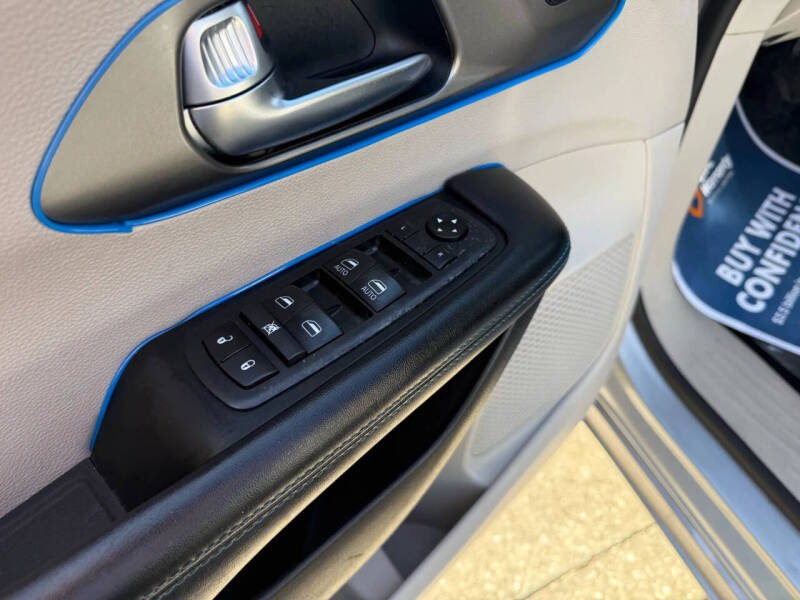 2021 Chrysler Pacifica Touring L