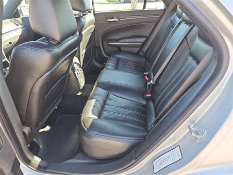 2023 Chrysler 300 S V6