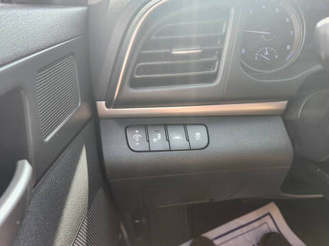 2019 Hyundai Elantra SEL