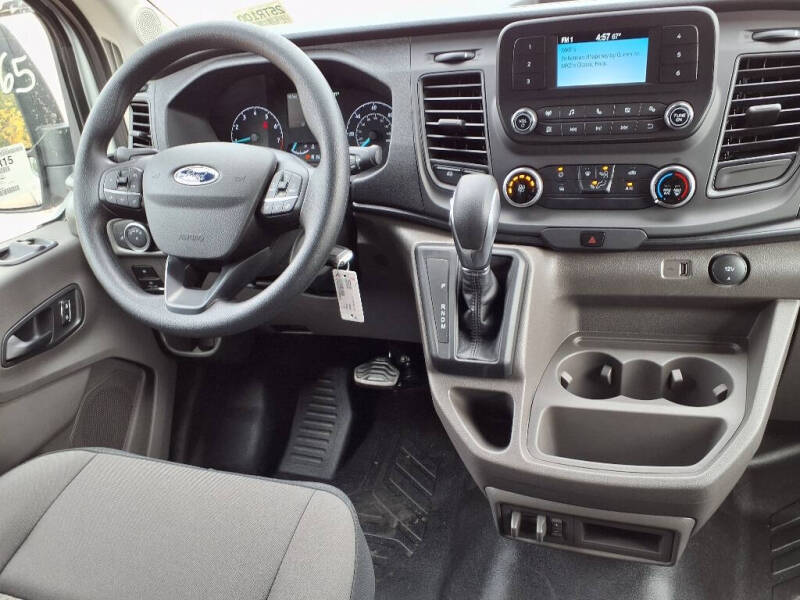 2025 Ford Transit 250